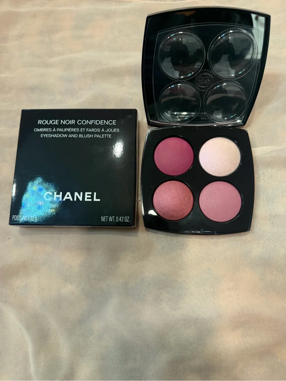 CHANEL Rouge Noir Confidence Eyeshadow & Blush Palette
